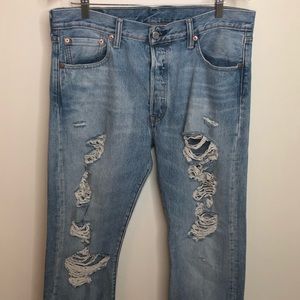 Levi’s distressed jeans